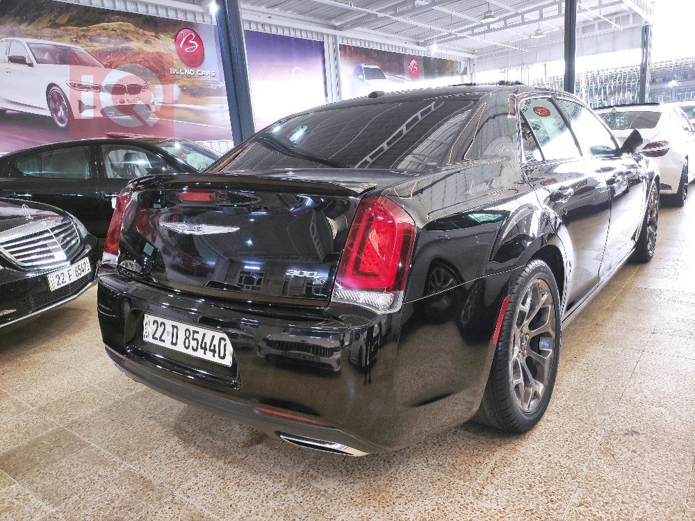 كرايسلر 300